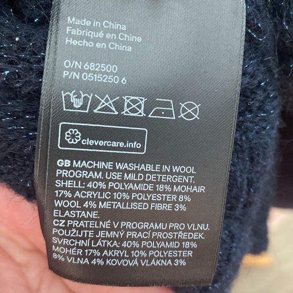 NWOT NEW H&M Dark Blue Sweater size large - Picture 4 of 5
